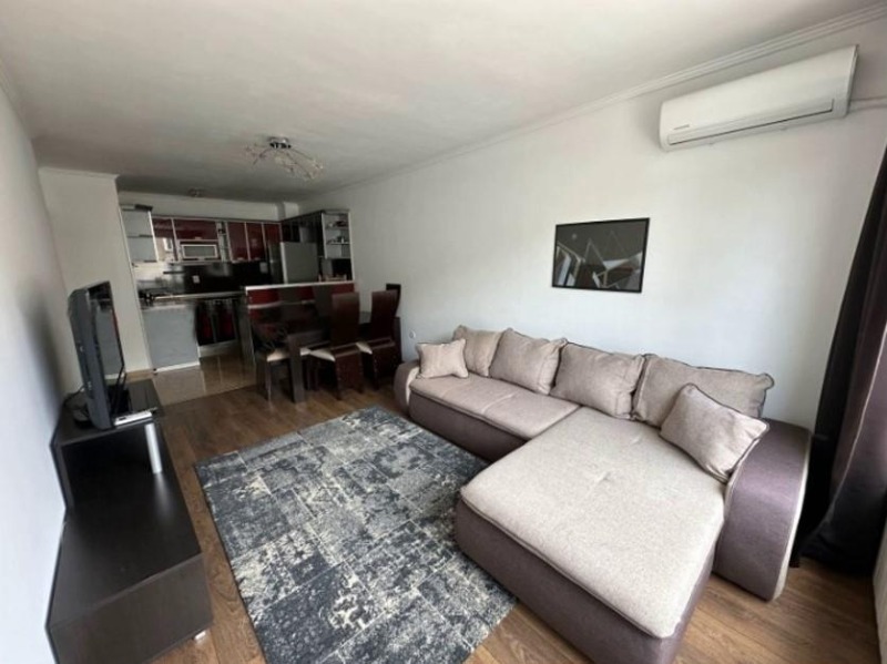 Дава под нем  3-стаен, град София, Зона Б-18 •  699 EUR • ID 86332578 — holmes.bg - [1] 
