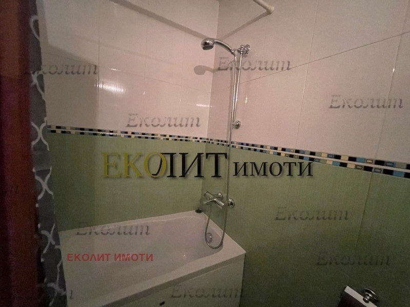 Kiadó  2 hálószobás Sofia , Studentski grad , 128 négyzetméter | 53708788 - kép [8]
