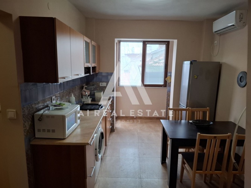 Дава под наем 4-СТАЕН, гр. Плевен, Широк център, снимка 2 - Апартаменти - 53234846