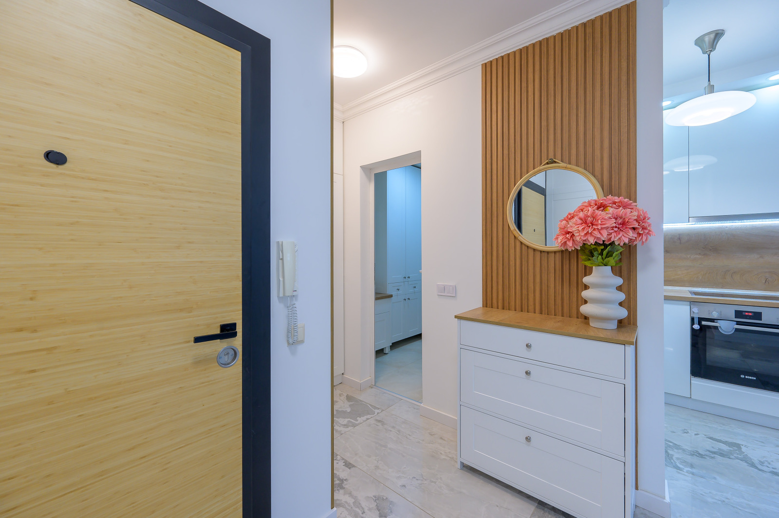 Дава под наем 3-СТАЕН, гр. София, Витоша, снимка 15 - Апартаменти - 53982643