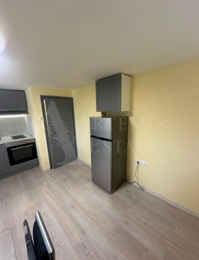 1 спаваћа соба Бакстон, Софија 3