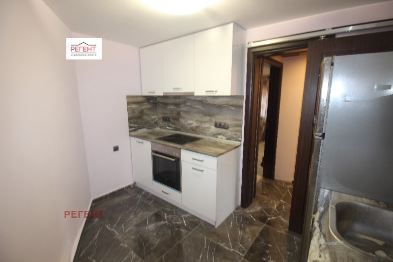 De inchiriat  1 dormitor Gabrovo , Țentâr , 55 mp | 30950009 - imagine [6]