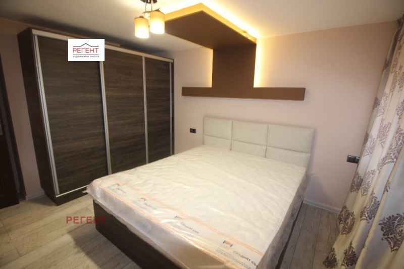 De inchiriat  1 dormitor Gabrovo , Țentâr , 55 mp | 30950009 - imagine [5]