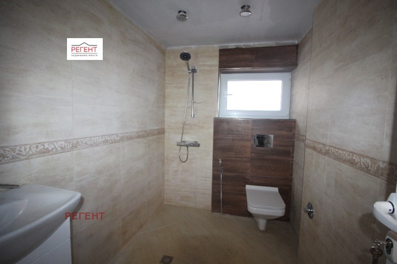 De inchiriat  1 dormitor Gabrovo , Țentâr , 55 mp | 30950009 - imagine [8]