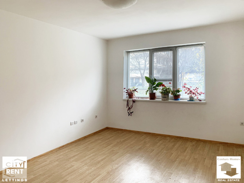 Дава под Наем ОФИС в град Велико Търново, Център - 80 кв.м / 510 € » 997.47 лв., СЕНТЧЪРИ ХОУМС