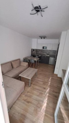 1 dormitor Izgrev, Burgas
