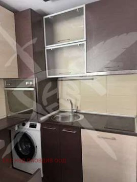 Дава под наем 3-СТАЕН, гр. Пловдив, Център, снимка 4 - Апартаменти - 54450190