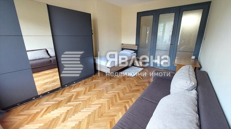 Дава под наем 3-СТАЕН, гр. София, Център, снимка 5 - Апартаменти - 55272204