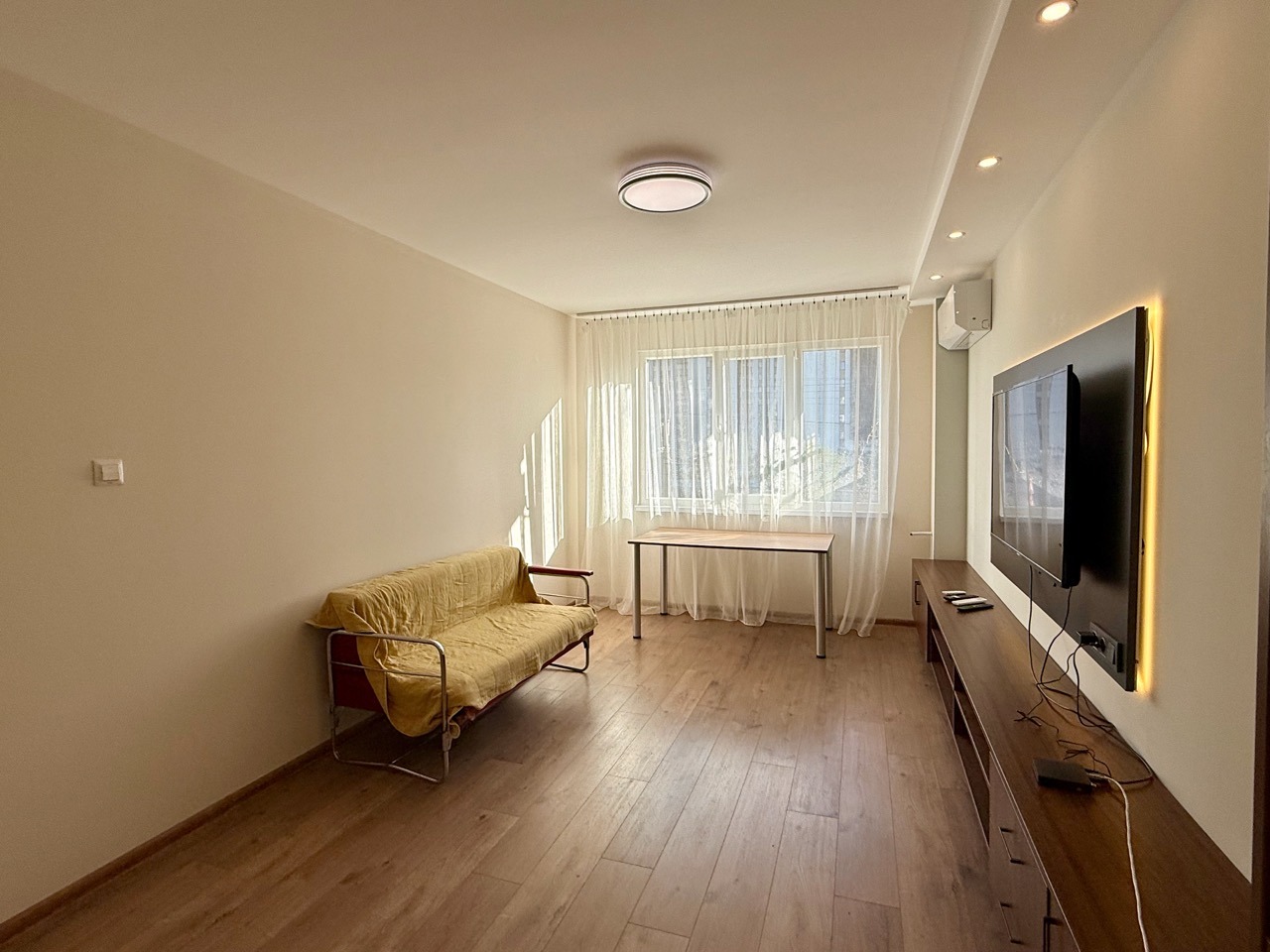 Дава под наем 2-СТАЕН, гр. София, Дружба 1, снимка 3 - Апартаменти - 54247325