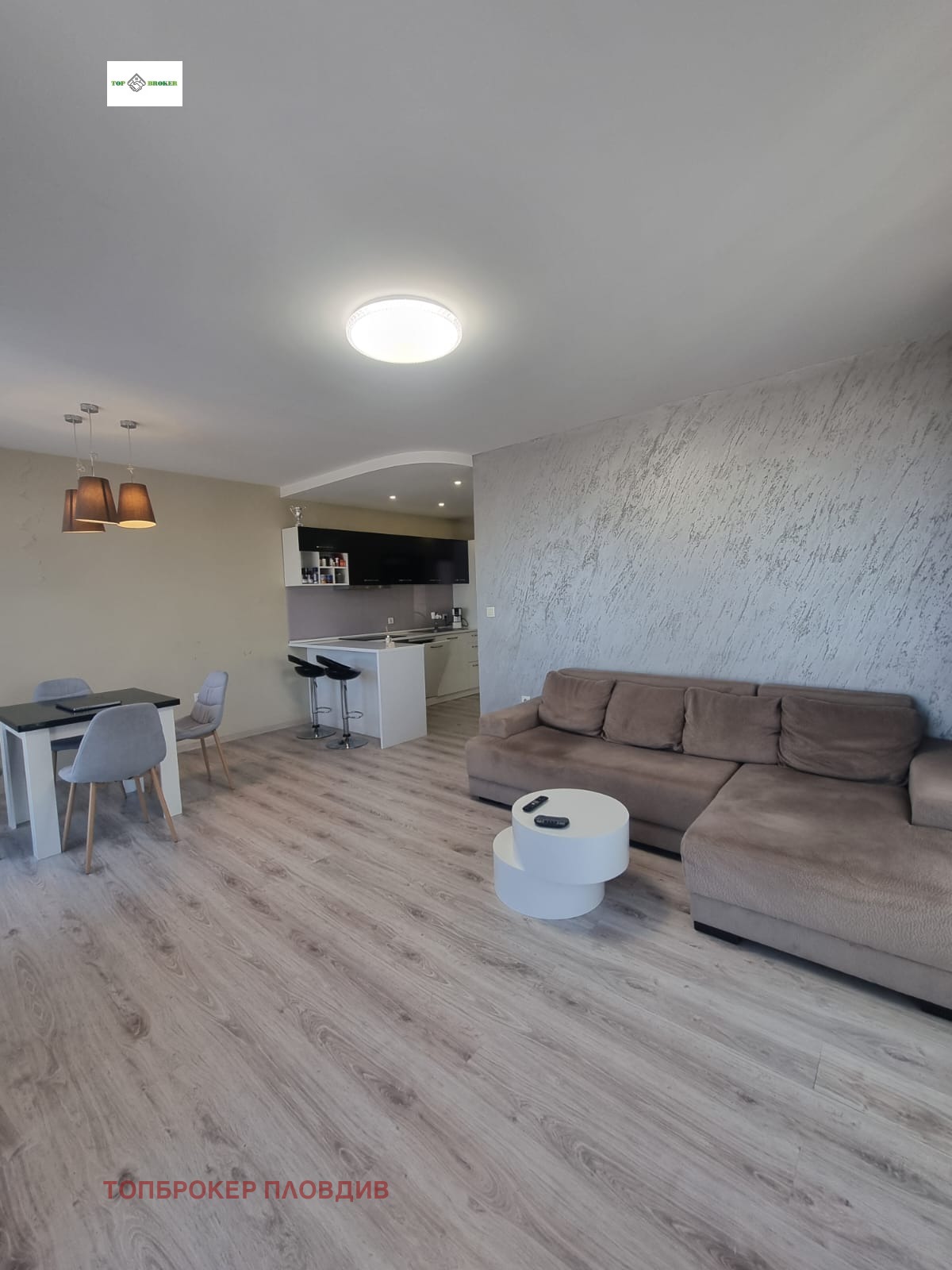 Дава под наем 3-СТАЕН, гр. Пловдив, Младежки Хълм, снимка 2 - Апартаменти - 53687109