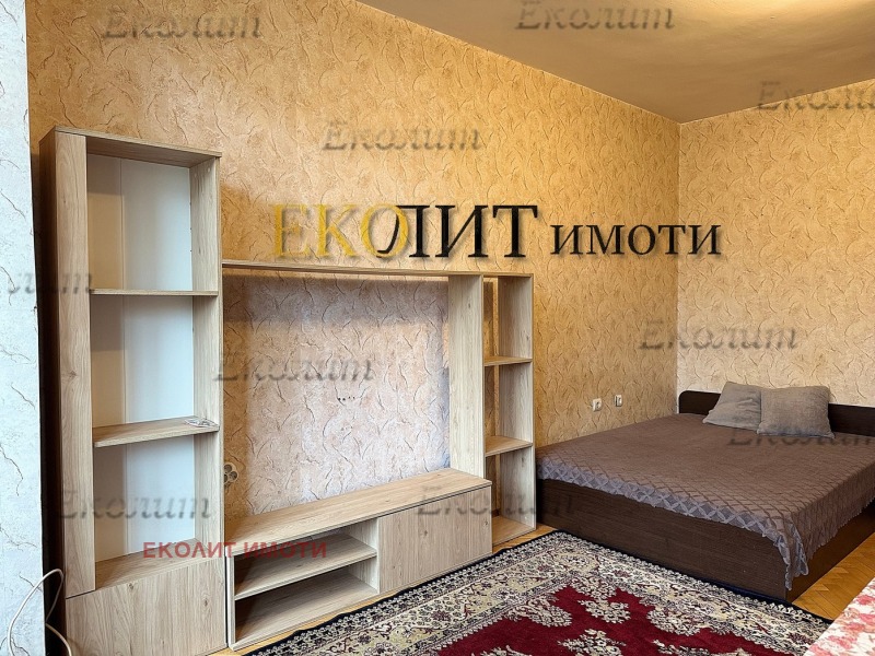 Kiadó  Stúdió Sofia , Suhata reka , 42 négyzetméter | 58979749 - kép [4]