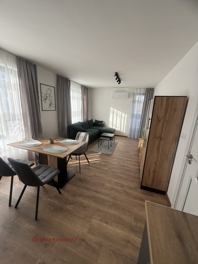 Дава под наем 3-СТАЕН, гр. Пловдив, Център, снимка 2 - Апартаменти - 53314630