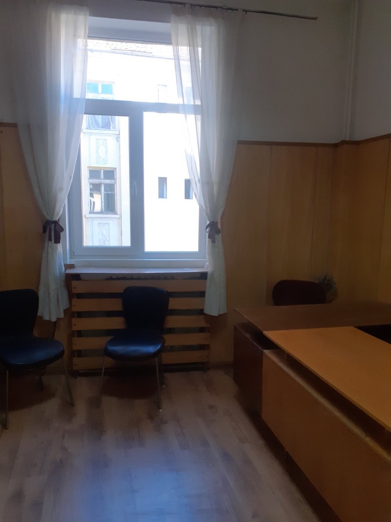 De inchiriat  Birou Sofia , Țentâr , 16 mp | 15453689 - imagine [3]