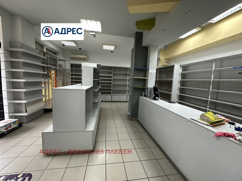 Дава под наем МАГАЗИН, гр. Плевен, Идеален център, снимка 3 - Магазини - 53314490