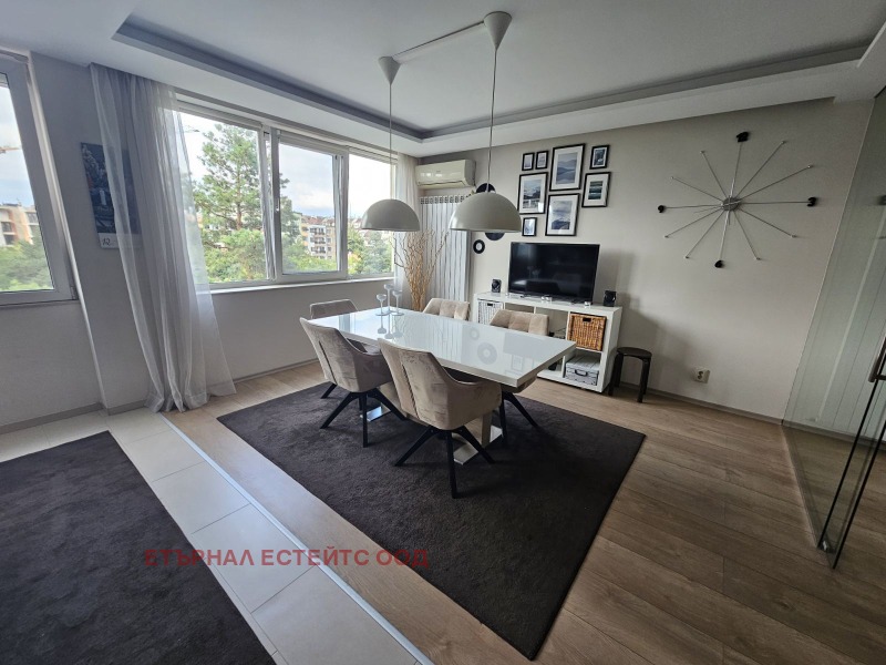 Te huur  2 slaapkamers Sofia , Vitosja , 120 m² | 64157320