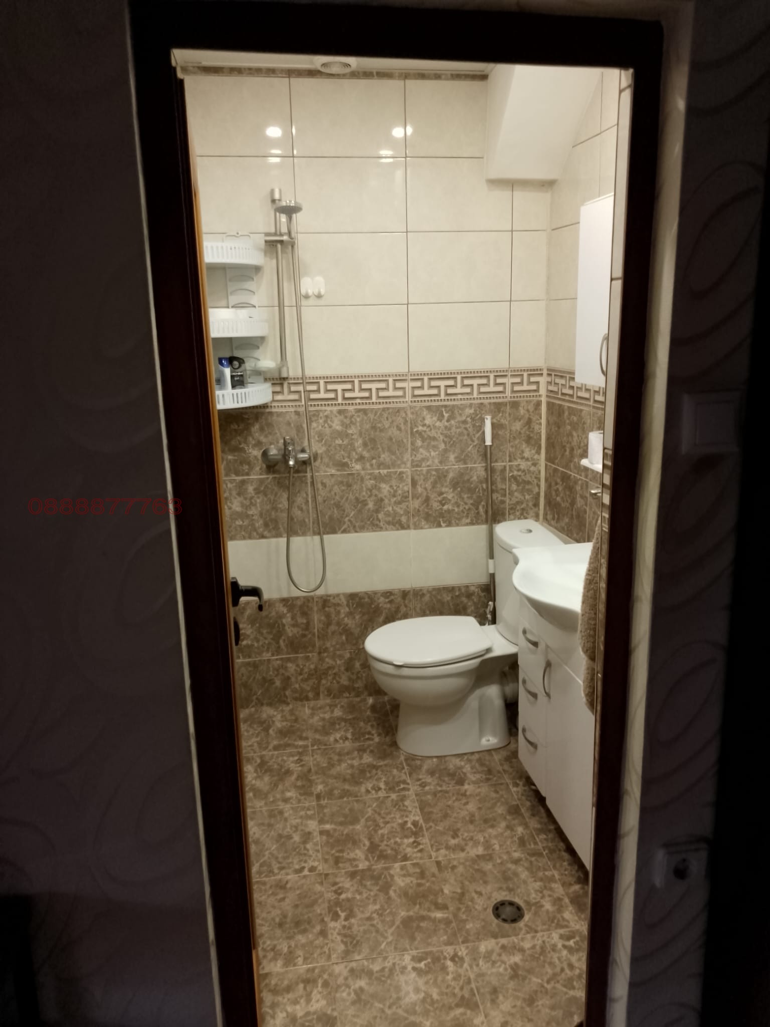 Дава под наем 3-СТАЕН, гр. Кърджали, Център, снимка 5 - Апартаменти - 54811762