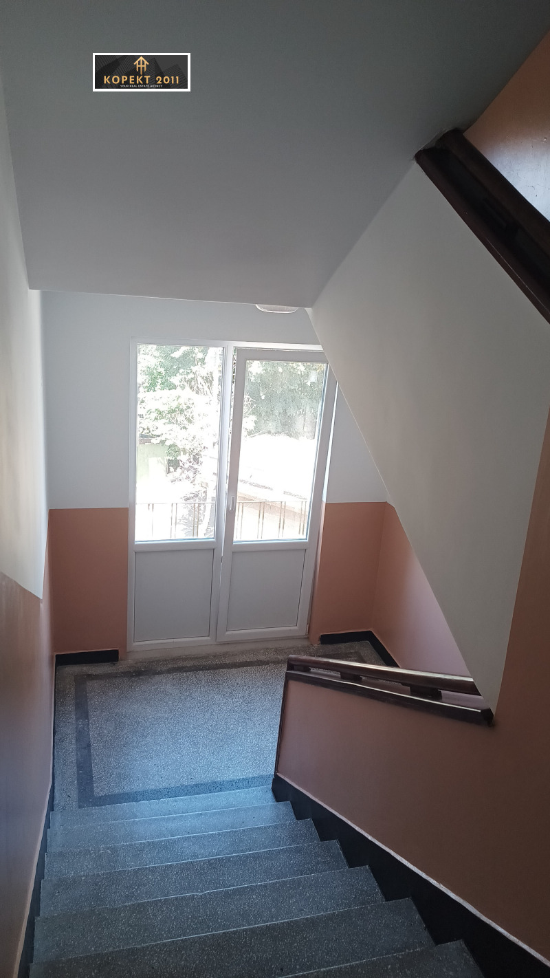 Kiadó  1 hálószoba Ruse , Centar , 70 négyzetméter | 10898681 - kép [15]