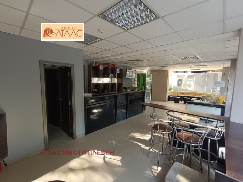 En renta  Bar; Cafetería Pleven , Idealen tsentar , 73 metros cuadrados | 23811076 - imagen [2]