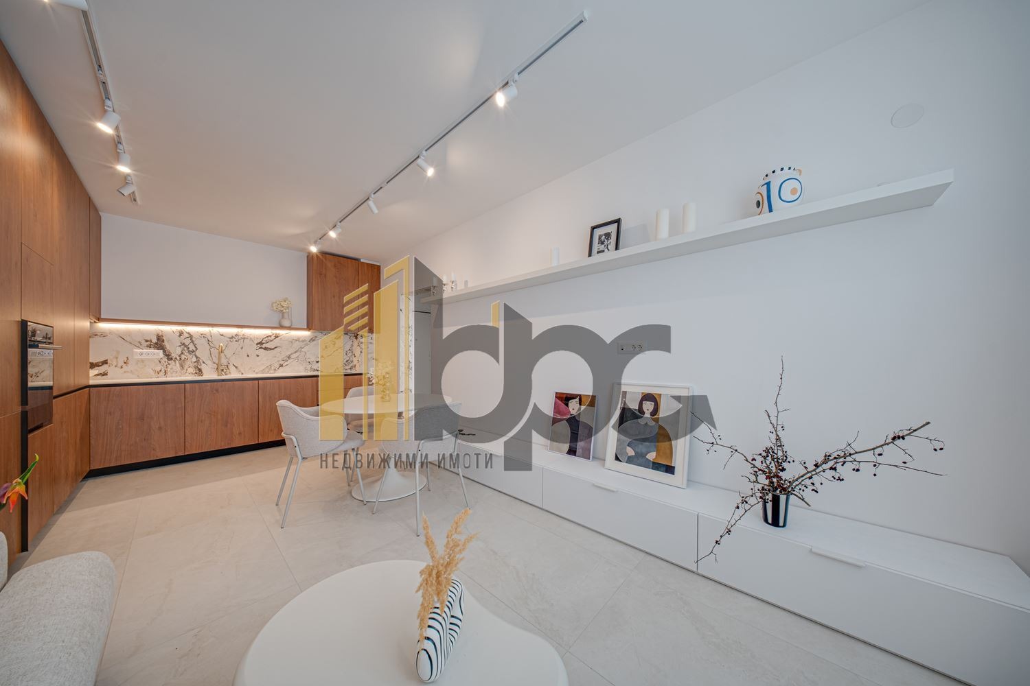 Дава под наем 2-СТАЕН, гр. София, Оборище, снимка 3 - Апартаменти - 53902725