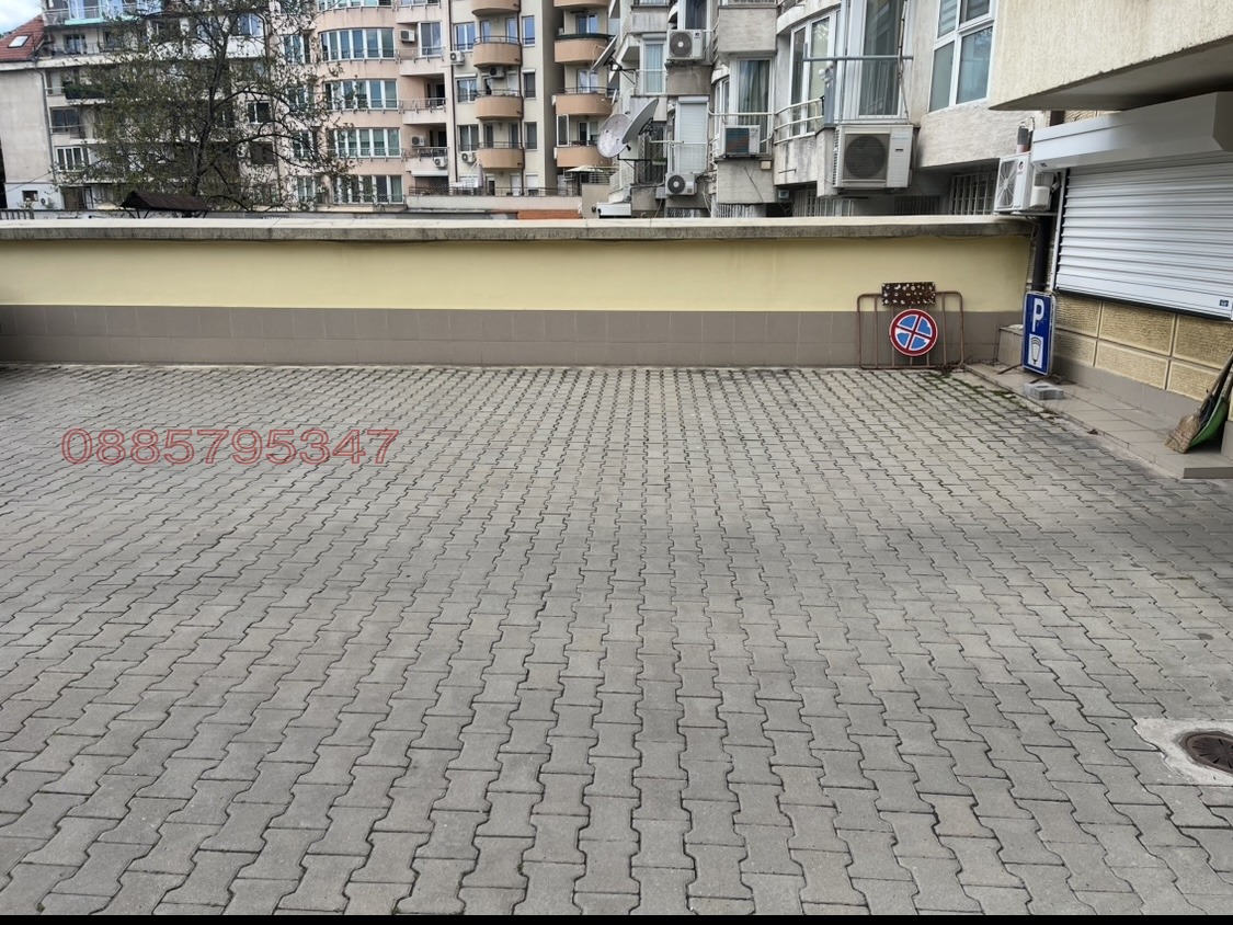 Дава под наем ГАРАЖ, ПАРКОМЯСТО, гр. София, Лозенец