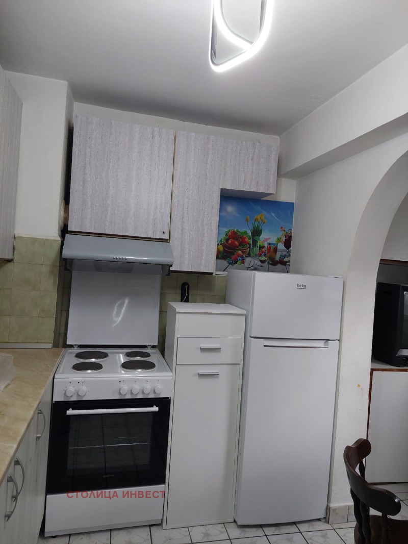 Дава под наем 2-СТАЕН, гр. Русе, Център, снимка 2 - Апартаменти - 53041633