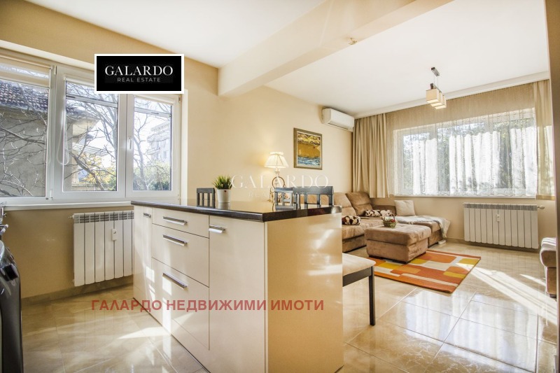 Дава под наем 3-СТАЕН, гр. София, Център, снимка 3 - Апартаменти - 52926008