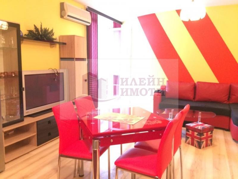 Do wynajęcia  Studio Ruse , Szirok centar , 38 mkw | 22859872 - obraz [2]