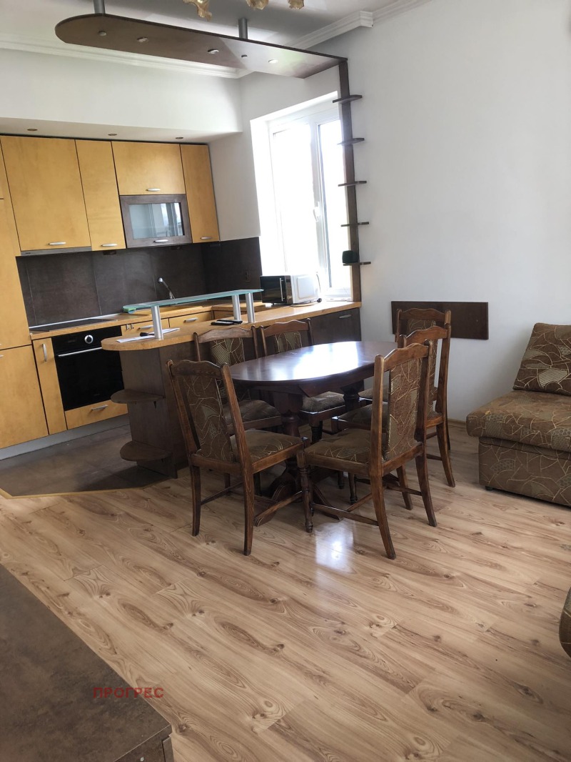 Zu vermieten  2 Schlafzimmer Plowdiw , Karschijaka , 96 qm | 27669747 - Bild [5]