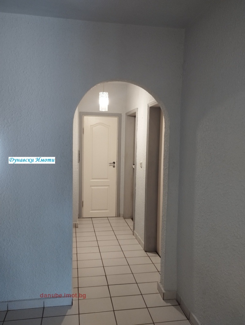 Дава под наем 3-СТАЕН, гр. Русе, Дружба 1, снимка 4 - Апартаменти - 53129083