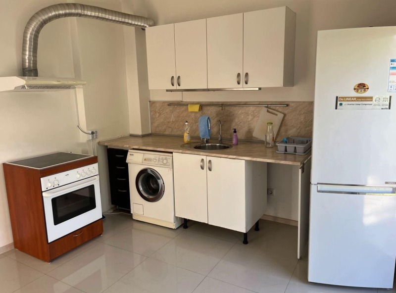 Дава под наем КЪЩА, гр. Варна, м-т Долна Трака, снимка 9 - Къщи - 51117474