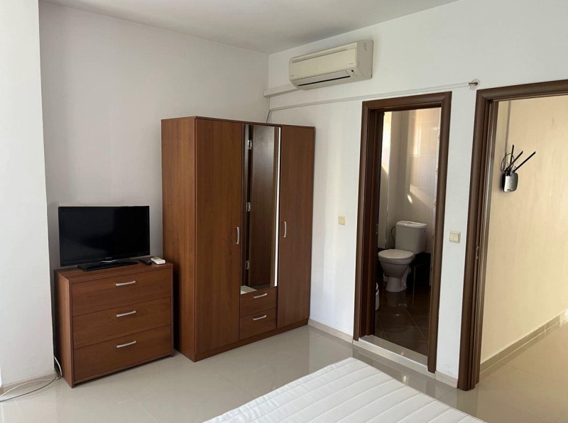 Дава под наем КЪЩА, гр. Варна, м-т Долна Трака, снимка 8 - Къщи - 51117474