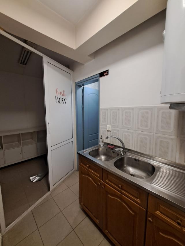 Дава под наем МАГАЗИН, гр. София, Хладилника, снимка 4 - Магазини - 54202158