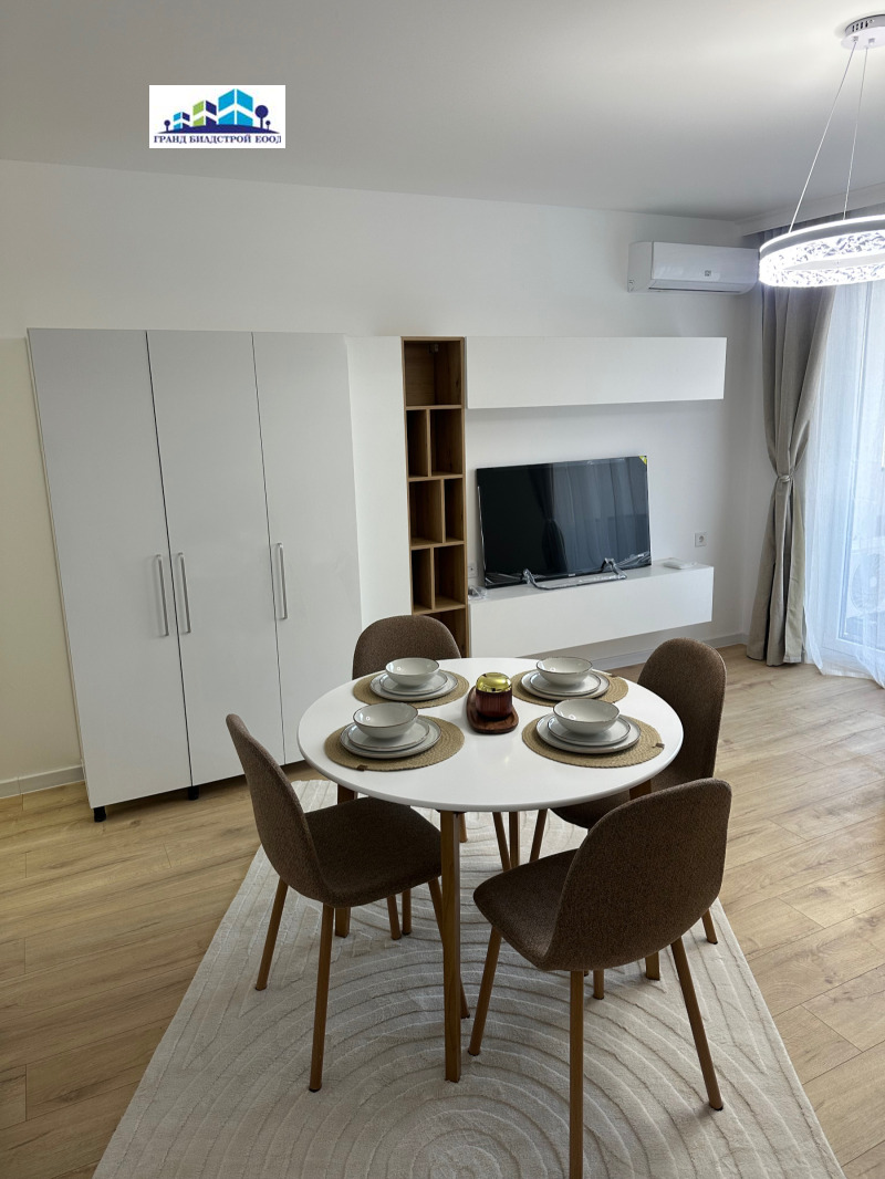 Дава под наем 1-СТАЕН, гр. Шумен, Боян Българанов 1, снимка 8 - Апартаменти - 53012405