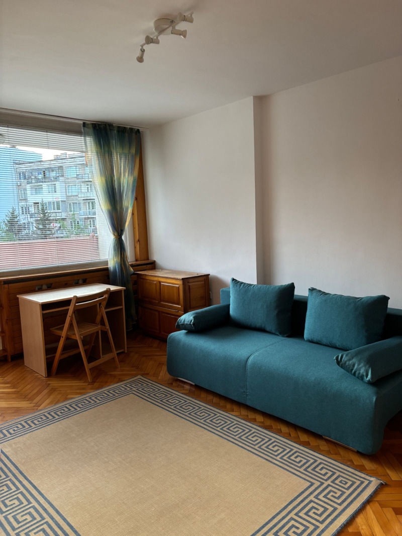 Дава под нем  2-стаен, град София, Дианабад •  450 EUR • ID 28009878 — holmes.bg - [1] 
