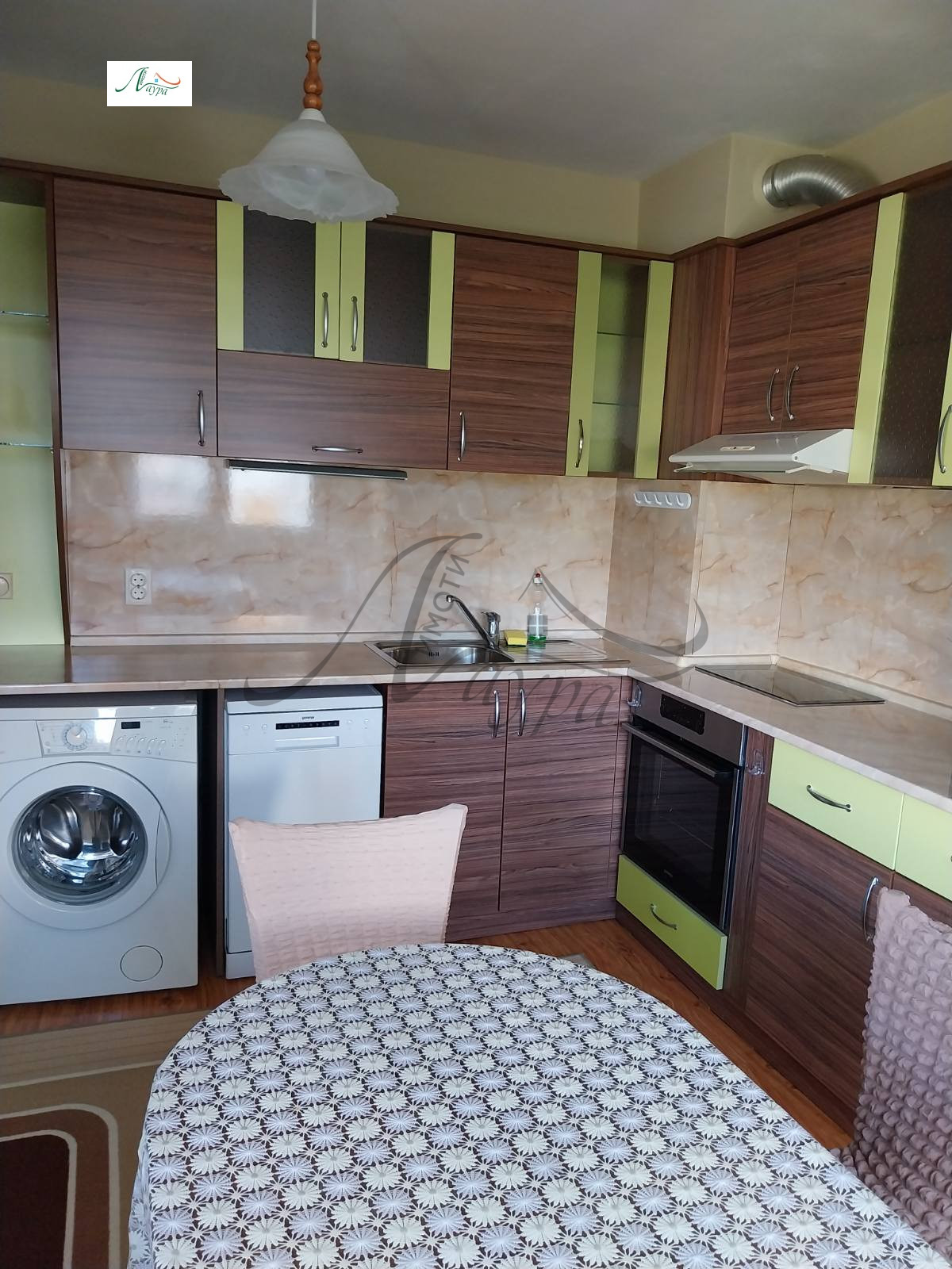 Дава под наем 2-СТАЕН, гр. Шумен, Тракия, снимка 3 - Апартаменти - 53806404