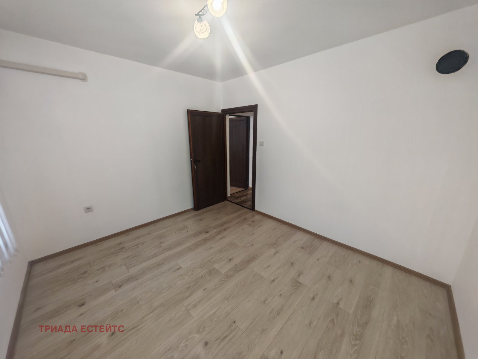 Дава под наем ОФИС, гр. Бургас, Център, снимка 16 - Офиси - 53606282