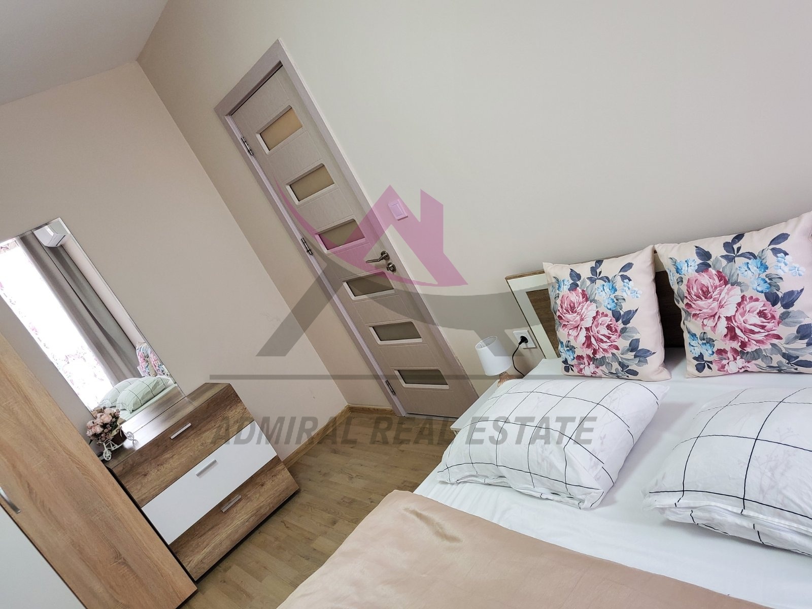 ���� ��� ���� 3-����� | Imot.bg � ����������� 4