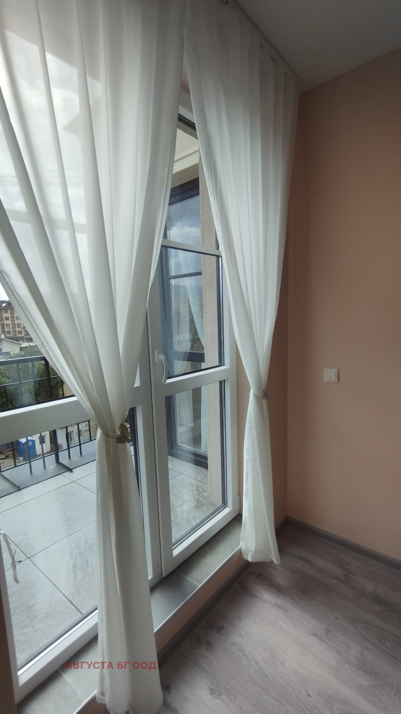 Vuokrattavana  1 makuuhuone Sofia , Nadežda 2 , 54 neliömetriä | 67633975 - kuva [11]