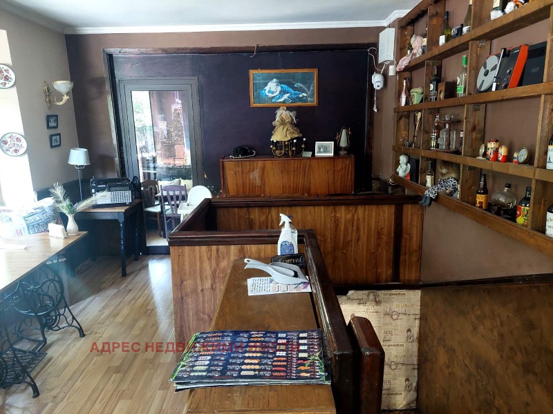 Дава под нем  Заведение, град Стара Загора, Център •  400 EUR • ID 84031562 — holmes.bg - [1] 