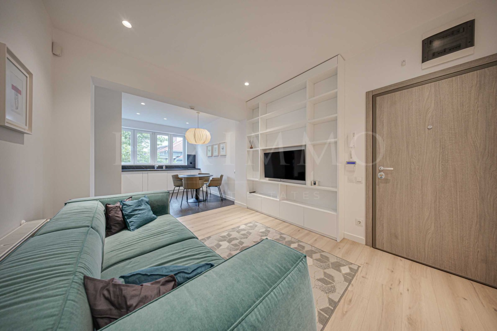 Дава под наем 3-СТАЕН, гр. София, Център