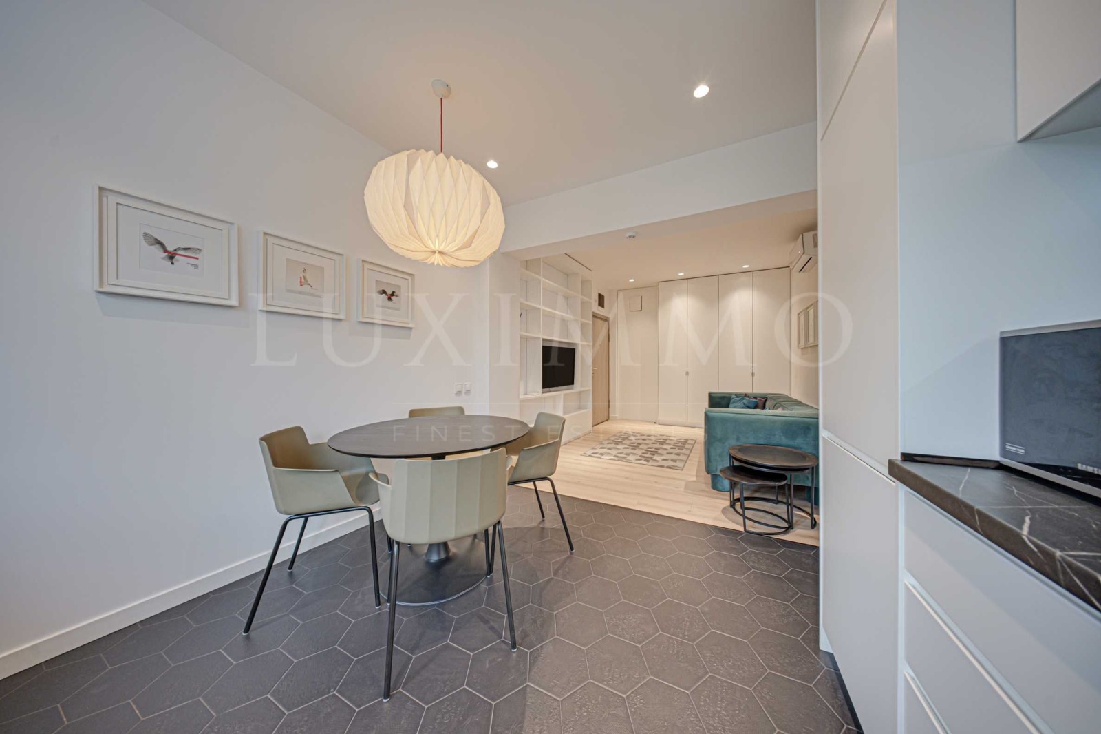 Дава под наем 3-СТАЕН, гр. София, Център, снимка 3 - Апартаменти - 54219018