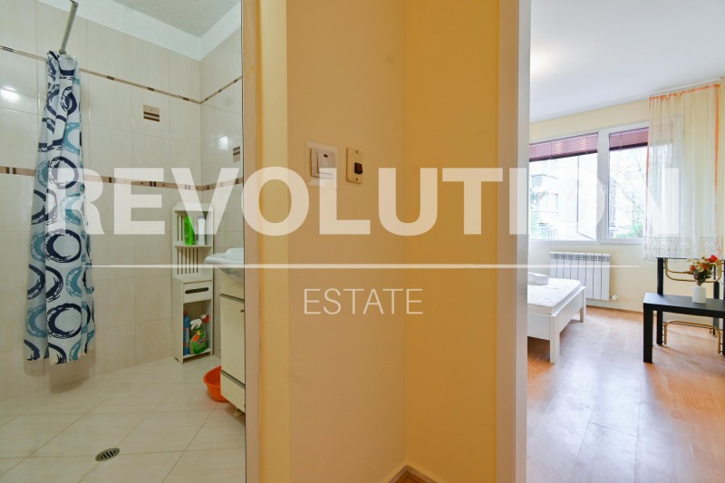 De inchiriat  1 dormitor Sofia , Țentâr , 60 mp | 26694995 - imagine [13]