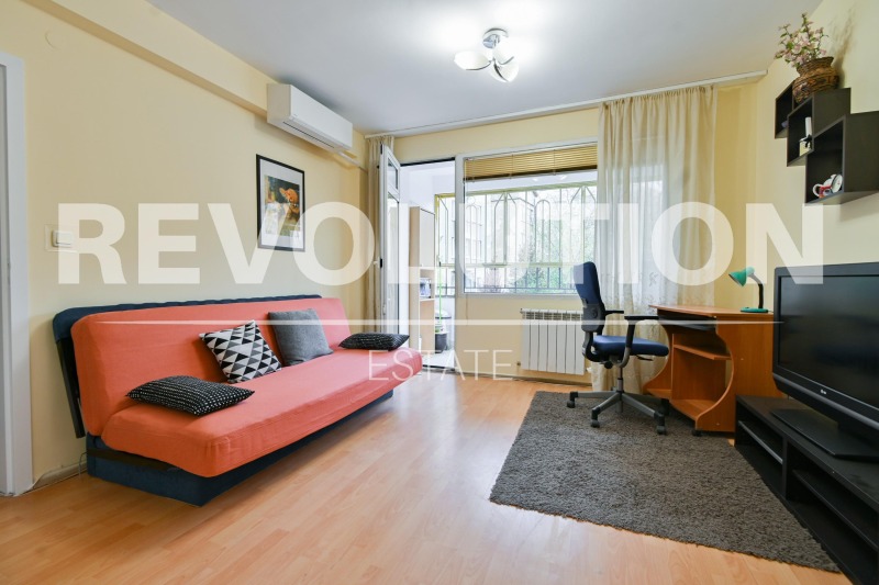De inchiriat  1 dormitor Sofia , Țentâr , 60 mp | 26694995 - imagine [2]