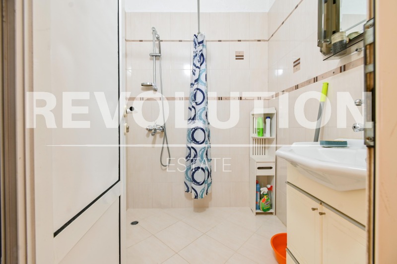 De inchiriat  1 dormitor Sofia , Țentâr , 60 mp | 26694995 - imagine [10]