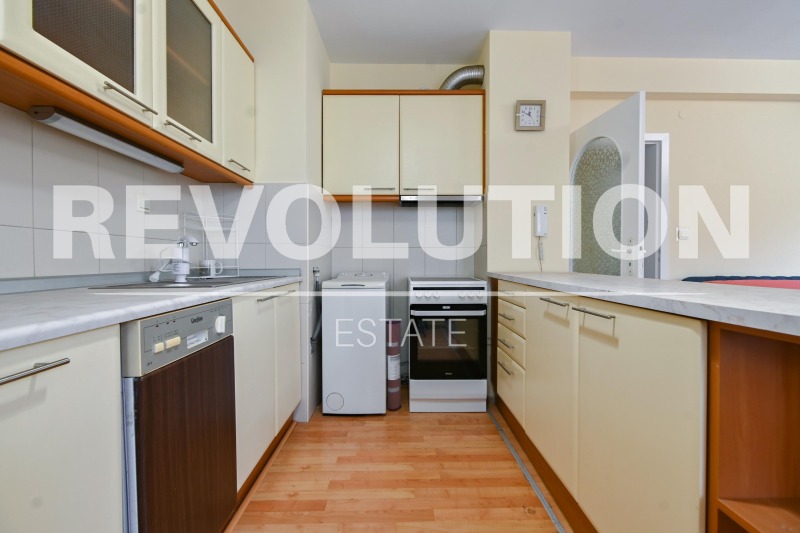 De inchiriat  1 dormitor Sofia , Țentâr , 60 mp | 26694995 - imagine [5]