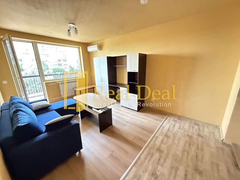 Издаје се  1 спаваћа соба Софија , Центар , 67 м2 | 25993283