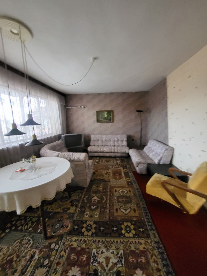 Дава под наем  3-стаен град Плевен , Идеален център , 105 кв.м | 90046036 - изображение [16]
