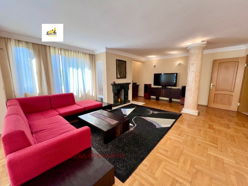 Te huur  3+ slaapkamer Sofia , Bojana , 270 m² | 65194112