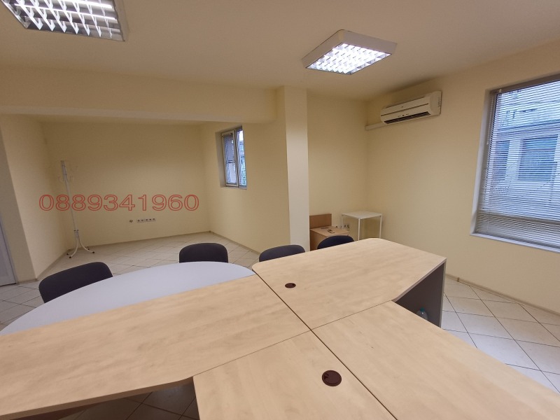 Дава под наем ОФИС, гр. Шумен, Център, снимка 5 - Офиси - 53149939