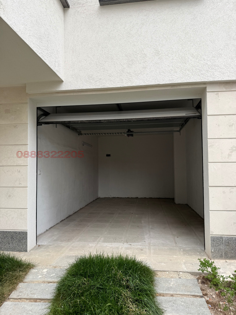 Издаје се  Гараге Софија , Витоша , 22 м2 | 49356981 - слика [3]